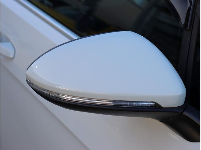 ゴルフヴァリアント ＴＳＩハイライン　純正ナビ　ＥＴＣ　バックカメラ　Ｂｌｕｅｔｏｏｔｈオーディオ　デュアルエアコン　電動格納ミラー　パワーステアリング　パワーウィンドウ（14枚目）