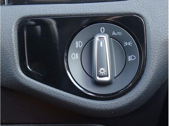 ゴルフヴァリアント ＴＳＩハイライン　純正ナビ　ＥＴＣ　バックカメラ　Ｂｌｕｅｔｏｏｔｈオーディオ　デュアルエアコン　電動格納ミラー　パワーステアリング　パワーウィンドウ（31枚目）