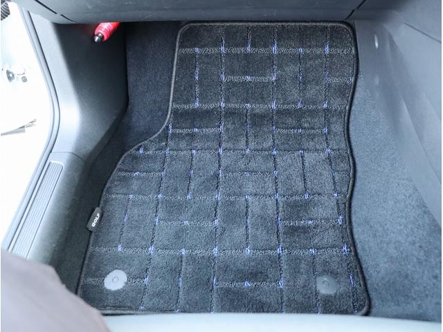 ゴルフヴァリアント ＴＳＩハイライン　純正ナビ　ＥＴＣ　バックカメラ　Ｂｌｕｅｔｏｏｔｈオーディオ　デュアルエアコン　電動格納ミラー　パワーステアリング　パワーウィンドウ（39枚目）