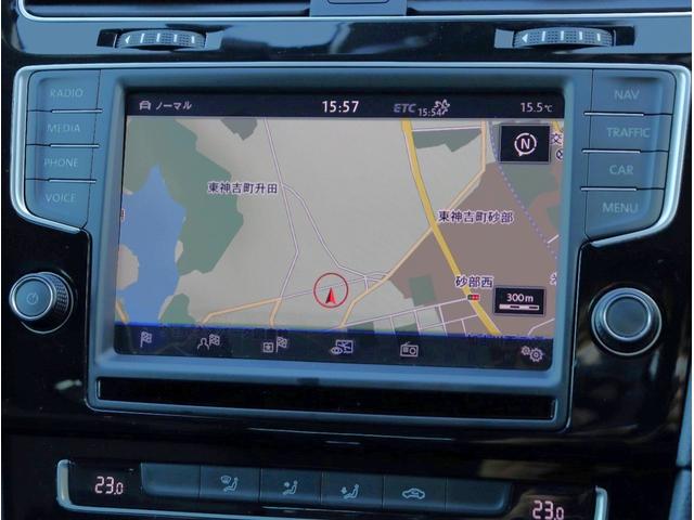 ゴルフヴァリアント ＴＳＩハイライン　純正ナビ　ＥＴＣ　バックカメラ　Ｂｌｕｅｔｏｏｔｈオーディオ　デュアルエアコン　電動格納ミラー　パワーステアリング　パワーウィンドウ（47枚目）