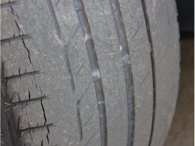 ゴルフヴァリアント ＴＳＩハイライン　純正ナビ　ＥＴＣ　バックカメラ　Ｂｌｕｅｔｏｏｔｈオーディオ　デュアルエアコン　電動格納ミラー　パワーステアリング　パワーウィンドウ（62枚目）