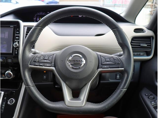 セレナ ハイウェイスター Vセレクション 純正9インチナビ フルセグTV ビルトインETC 純正フリップダウンモニター シートヒーター LEDヘッドライト アラウンドビューモニター 両側パワースライドドア アイドリングストップ(23枚目)