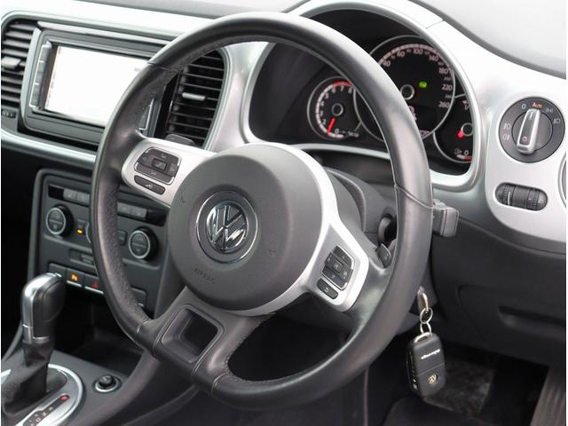 ザ・ビートル デザインレザーパッケージ　純正ナビ　フルセグＴＶ　バックカメラ　Ｂｌｕｅｔｏｏｔｈオーディオ　レザーシート　シートヒーター　クルコン　オートライト　電動格納ミラー（20枚目）