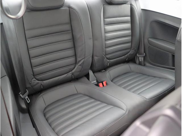 ザ・ビートル デザインレザーパッケージ　純正ナビ　フルセグＴＶ　バックカメラ　Ｂｌｕｅｔｏｏｔｈオーディオ　レザーシート　シートヒーター　クルコン　オートライト　電動格納ミラー（34枚目）