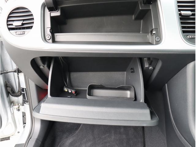 ザ・ビートル デザインレザーパッケージ　純正ナビ　フルセグＴＶ　バックカメラ　Ｂｌｕｅｔｏｏｔｈオーディオ　レザーシート　シートヒーター　クルコン　オートライト　電動格納ミラー（38枚目）