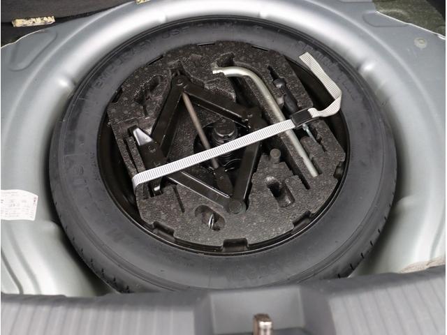 ザ・ビートル デザインレザーパッケージ　純正ナビ　フルセグＴＶ　バックカメラ　Ｂｌｕｅｔｏｏｔｈオーディオ　レザーシート　シートヒーター　クルコン　オートライト　電動格納ミラー（52枚目）