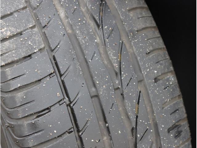 ザ・ビートル デザインレザーパッケージ　純正ナビ　フルセグＴＶ　バックカメラ　Ｂｌｕｅｔｏｏｔｈオーディオ　レザーシート　シートヒーター　クルコン　オートライト　電動格納ミラー（57枚目）