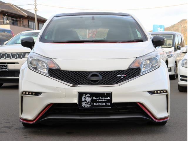 ノート ニスモ　Ｓ　５速ＭＴ　ＴＶ　ＥＴＣ　バックカメラ　柿本マフラー　オートエアコン　ＬＥＤヘッドライト　電動格納ミラー　パワーステアリング　パワーウィンドウ（4枚目）