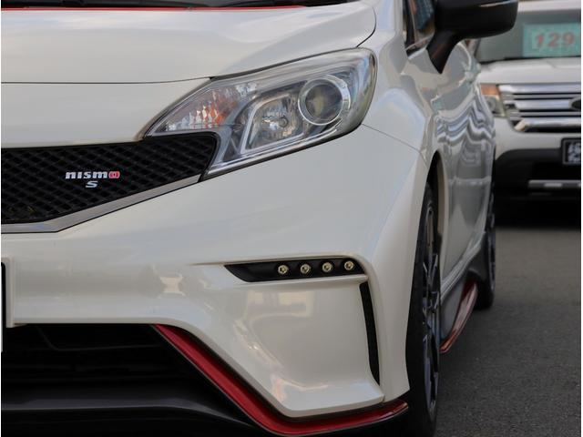 ノート ニスモ　Ｓ　５速ＭＴ　ＴＶ　ＥＴＣ　バックカメラ　柿本マフラー　オートエアコン　ＬＥＤヘッドライト　電動格納ミラー　パワーステアリング　パワーウィンドウ（13枚目）