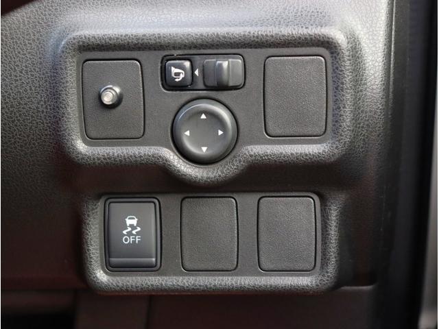 ノート ニスモ　Ｓ　５速ＭＴ　ＴＶ　ＥＴＣ　バックカメラ　柿本マフラー　オートエアコン　ＬＥＤヘッドライト　電動格納ミラー　パワーステアリング　パワーウィンドウ（27枚目）