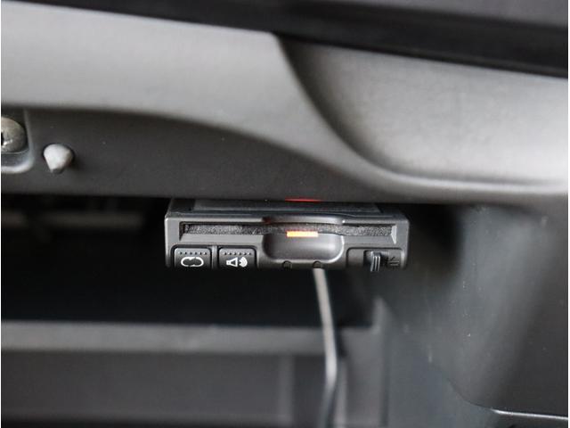 ノート ニスモ　Ｓ　５速ＭＴ　ＴＶ　ＥＴＣ　バックカメラ　柿本マフラー　オートエアコン　ＬＥＤヘッドライト　電動格納ミラー　パワーステアリング　パワーウィンドウ（33枚目）