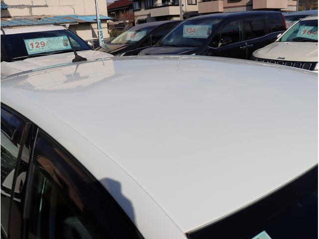 ポロ ＴＳＩコンフォートラインアップグレードパック　純正ナビ　フルセグＴＶ　ＥＴＣ　バックカメラ　Ｂｌｕｅｔｏｏｔｈオーディオ　オートライト　電動格納ミラー　パワーステアリング　パワーウィンドウ（11枚目）