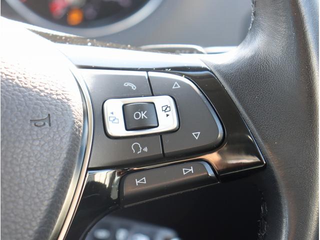 ポロ ＴＳＩコンフォートラインアップグレードパック　純正ナビ　フルセグＴＶ　ＥＴＣ　バックカメラ　Ｂｌｕｅｔｏｏｔｈオーディオ　オートライト　電動格納ミラー　パワーステアリング　パワーウィンドウ（26枚目）