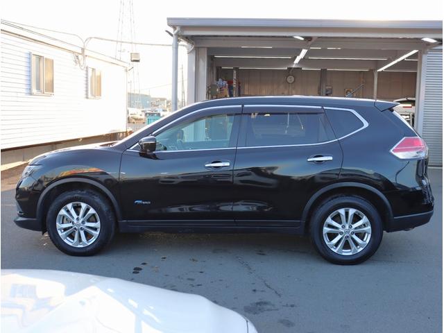 エクストレイル ２０Ｘ　ハイブリッド　エマージェンシーブレーキＰ　純正ナビ　フルセグＴＶ　ＥＴＣ　全周囲カメラ　Ｂｌｕｅｔｏｏｔｈオーディオ　エマブレ　シートヒーター　デュアルエアコン　パークアシスト（6枚目）