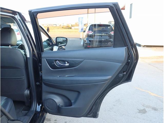 エクストレイル ２０Ｘ　ハイブリッド　エマージェンシーブレーキＰ　純正ナビ　フルセグＴＶ　ＥＴＣ　全周囲カメラ　Ｂｌｕｅｔｏｏｔｈオーディオ　エマブレ　シートヒーター　デュアルエアコン　パークアシスト（50枚目）