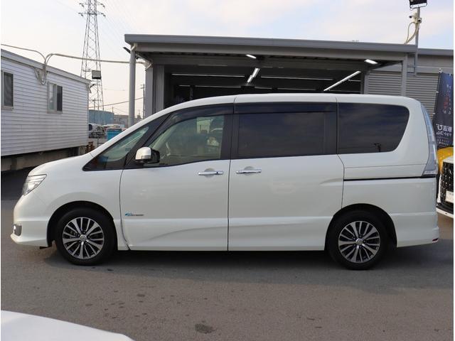 セレナ ハイウェイスター Vセレ+セーフティII SHV 純正8インチナビ フルセグTV ETC 全周囲カメラ 両側パワースライドドア Bluetoothオーディオ エマージェンシーブレーキ 電動格納ミラー パワーステアリング パワーウィンドウ(6枚目)