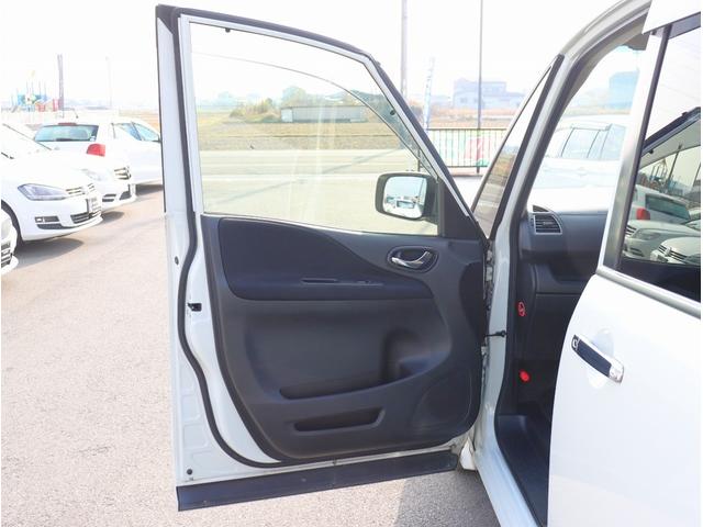 セレナ ハイウェイスター Vセレ+セーフティII SHV 純正8インチナビ フルセグTV ETC 全周囲カメラ 両側パワースライドドア Bluetoothオーディオ エマージェンシーブレーキ 電動格納ミラー パワーステアリング パワーウィンドウ(34枚目)