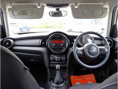 ��������Ÿ����������꤬��Ȫ�ȤʤäƤ���ޤ��Τǡ��Τ�Ӥ�ȹ����Ȥ���Ÿ����Ǥ�ä��ꤴ�����������ޤ������ߡ����ϳ�����Τ������Τ褦�˺߸���������礷�Ƥ���ޤ��� 6