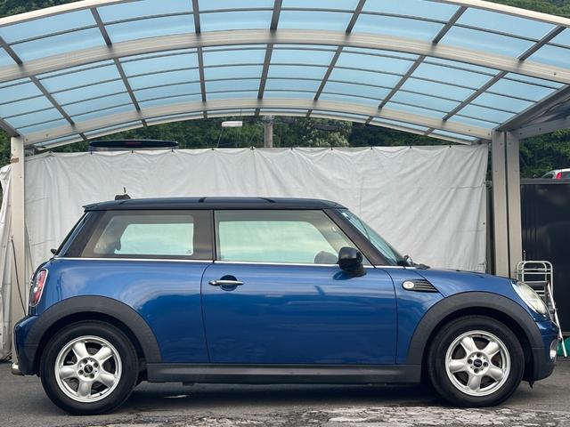 ＭＩＮＩ クーパー　故障診断済み　保証付　禁煙車　前後ドラレコ　ＥＴＣ　ルーフブラック　１５インチアルミホイール　パドルシフト　純正オーディオ　ハロゲンヘッドライト　ヘッドライトレベライザー　オートエアコン　Ｆ＆Ｂフォグ（39枚目）
