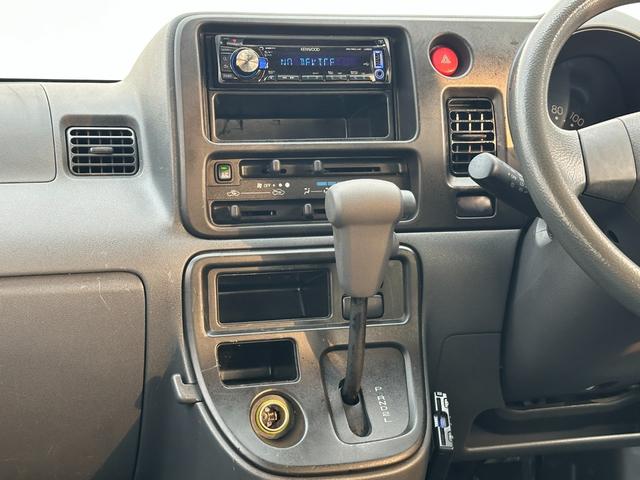 ハイゼットカーゴ ＤＸ　ハイルーフ　ユーザー買取車両　保証付き　車検Ｒ９．０４月まで　両側スライドドア　マニュアルエアコン　パワーウィンドウ　ＥＴＣ　ハロゲンヘッドライト　ヘッドライトレベライザー（9枚目）