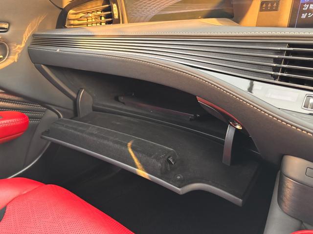 ＬＳ ＬＳ５００　Ｆスポーツ　弊社買取車　ＴＲＤフルエアロ＆マフラー　サンルーフ　レッドレザー　マークレビンソン　エアサス　純正ナビ／フルセグ／ＢＴＡ　パノラミックビューモニター　Ｂカメラ　ＥＴＣ２．０　ベンチレーションシート（18枚目）