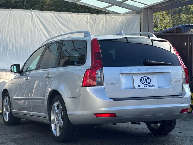 V50 2.0クラシック 事前故障診断済 保証付 純正HDDナビ/フルセグTV ETC ブラックレザーシート&シートヒーター 純正アルミホイール ルーフレール 禁煙車 クルーズコントロール(39枚目)