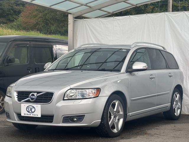 V50 2.0クラシック 事前故障診断済 保証付 純正HDDナビ/フルセグTV ETC ブラックレザーシート&シートヒーター 純正アルミホイール ルーフレール 禁煙車 クルーズコントロール(40枚目)