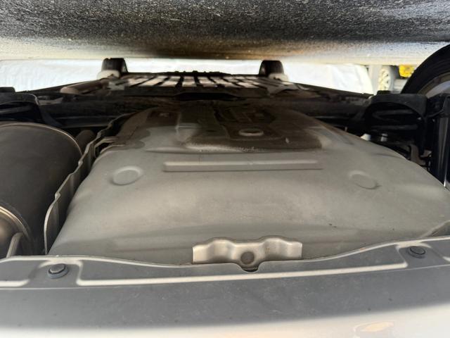 フィットハイブリッド ナビプレミアムセレクション　弊社買取車両　故障診断済　純正ＨＤＤナビ／ワンセグ／ＤＶＤ再生／録音／ＵＳＢ　Ｂカメラ　ビルトインＥＴＣ　前後ドラレコ　パドルシフト　前席シートヒーター　クルコン　ＨＩＤヘッドライト　雹害車（78枚目）