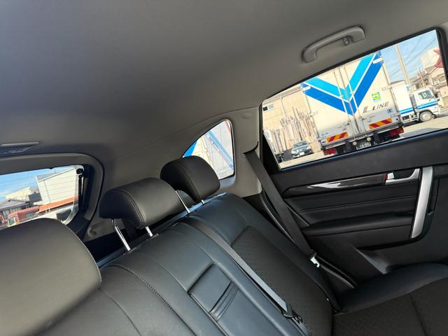 シボレーキャプティバ ベースグレード　禁煙　レザーシート　パワーシート　社外ナビＢｌｕｅｔｏｏｔｈフルセグＴＶ　ＥＴＣ（17枚目）