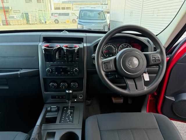 ジープ・チェロキー スポーツ　全塗装　禁煙　社外アルミ　オールテレーンタイヤ　ミラー型ドラレコ（8枚目）