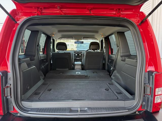 ジープ・チェロキー スポーツ　全塗装　禁煙　社外アルミ　オールテレーンタイヤ　ミラー型ドラレコ（18枚目）