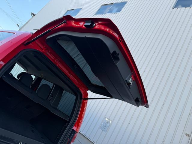 ジープ・チェロキー スポーツ　全塗装　禁煙　社外アルミ　オールテレーンタイヤ　ミラー型ドラレコ（19枚目）