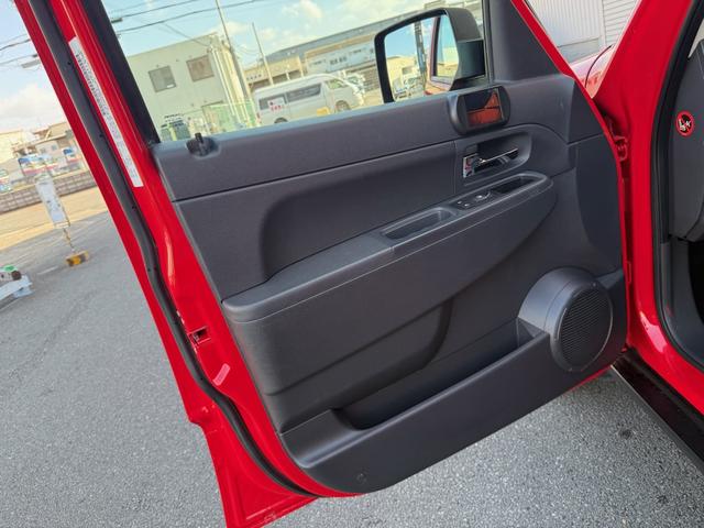 ジープ・チェロキー スポーツ　全塗装　禁煙　社外アルミ　オールテレーンタイヤ　ミラー型ドラレコ（22枚目）