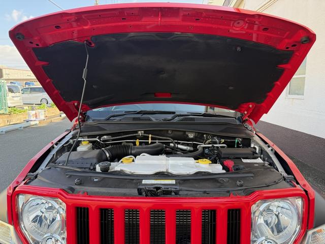 ジープ・チェロキー スポーツ　全塗装　禁煙　社外アルミ　オールテレーンタイヤ　ミラー型ドラレコ（33枚目）