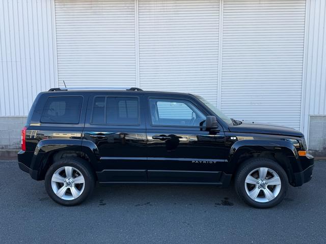 �S���̔��E�[�Ԃ��C���������I����Ԃ�����΂����k�������B