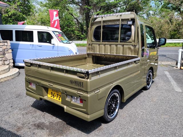 ハイゼットトラック エクストラ　軽トラ専門店☆ジャンボエクストラ４ＷＤ☆リアルスピードエアロ☆切替式４ＷＤ☆スマートアシスト☆地デジナビ☆ＢＴ・ＵＳＢ再生☆デフロック☆ＬＥＤオートハイビーム☆フォグランプ☆オーバーヘッドシェルフ☆（9枚目）