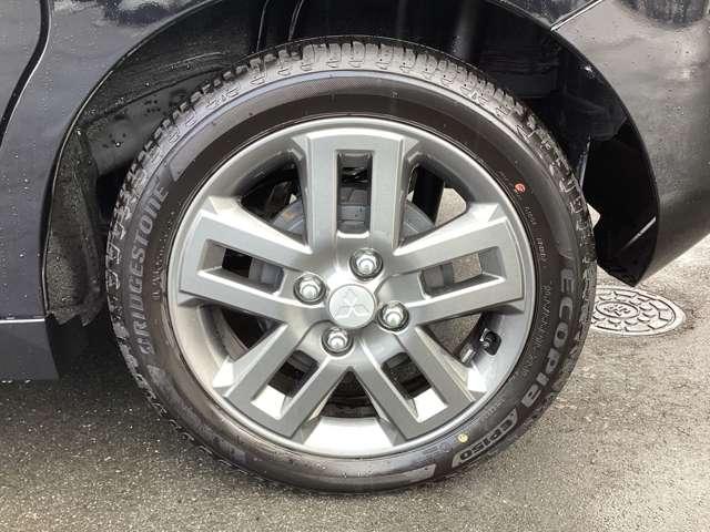 デリカミニ G プレミアム ナビ 両側電動スライドドア MI‐PILOT LED Aクルコン シートヒーター ETC ベンチシート エアコン コーナーセンサー パワステ アルミホイール キーレスエントリー エアバッグ 寒冷地仕様(18枚目)