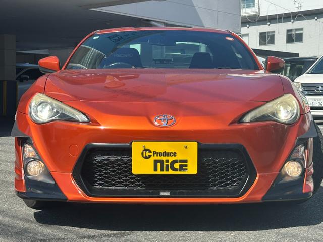 ８６ ＧＴ　ＴＲＤエアロ　レカロシート　社外１８インチホイール　社外マフラー　７型ナビ　ＥＴＣ　Ｂｌｕｅｔｏｏｔｈ接続可　パドルシフト　スマートキー　ＤＵＡＬエアコン　フォグランプ　ＨＩＤヘッドライト　横滑り防止（60枚目）