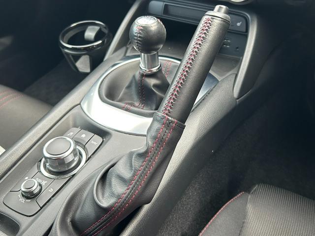 ロードスター Ｓスペシャルパッケージ　オープンカー　純正ナビ　６ＭＴ　純正１６インチアルミ　クルーズコントロール　スマートキー　バックカメラ　ＬＥＤヘッドライト　コーナーセンサー　衝突軽減ブレーキ　Ｂｌｕｅｔｏｏｔｈ接続　レーンキープ（33枚目）