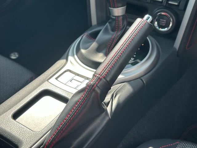 86 GT 純正17インチホイール 7型ナビ ETC Bluetooth接続可 パドルシフト スマートキー DUALエアコン フォグランプ HIDヘッドライト 横滑り防止装置(36枚目)