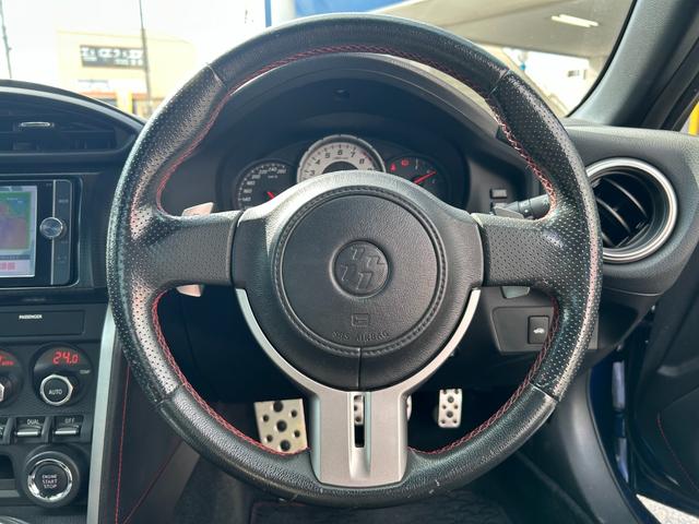 86 GT 純正17インチホイール 7型ナビ ETC Bluetooth接続可 パドルシフト スマートキー DUALエアコン フォグランプ HIDヘッドライト 横滑り防止装置(45枚目)