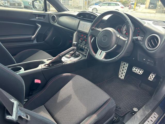 86 GT 純正17インチホイール 7型ナビ ETC Bluetooth接続可 パドルシフト スマートキー DUALエアコン フォグランプ HIDヘッドライト 横滑り防止装置(48枚目)