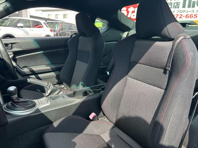 86 GT 純正17インチホイール 7型ナビ ETC Bluetooth接続可 パドルシフト スマートキー DUALエアコン フォグランプ HIDヘッドライト 横滑り防止装置(52枚目)