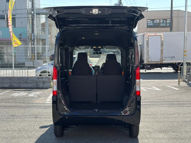Ｎ－ＶＡＮ ファン　届出済未使用車　ＬＥＤヘッドライト　両側スライドドア　スマートキー　クリアランスソナー　ＵＳＢ　クルーズコントロール助手席側ピラーレス　クルーズコントロール　撥水加工シート　ＬＥＤヘッドライト（19枚目）