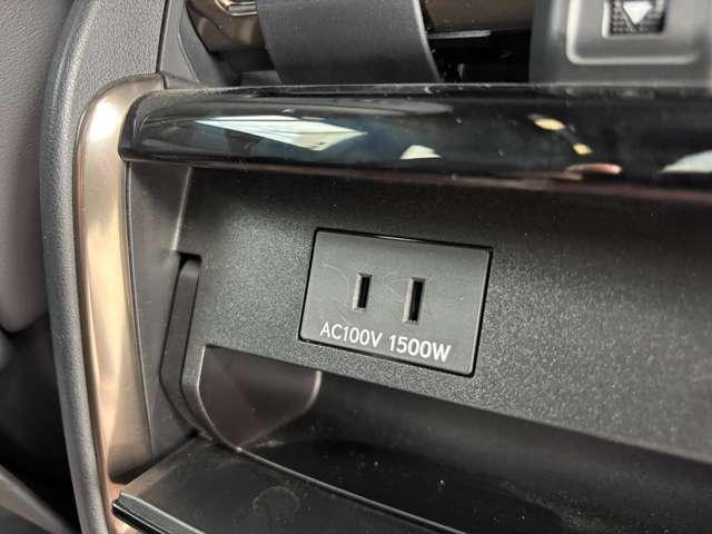 ヴェルファイア Ｚ　プレミア　サンルーフ　チームメイト　ユニバーサルステップ　１４インチナビ　黒革　パノラミックビューモニター　両側パワースライドドア　置充電　パワーバックドア　ＨＤＭＩ　ＥＴＣ２．０　ヘッドアップディスプレイ（25枚目）