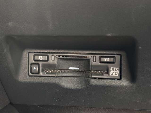 ヴェルファイア Ｚ　プレミア　サンルーフ　チームメイト　ユニバーサルステップ　１４インチナビ　黒革　パノラミックビューモニター　両側パワースライドドア　置充電　パワーバックドア　ＨＤＭＩ　ＥＴＣ２．０　ヘッドアップディスプレイ（39枚目）