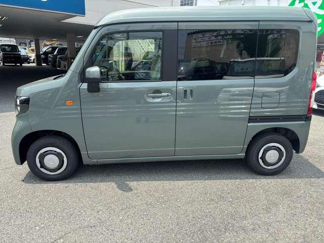 N-VAN ファン 届出済未使用車 LEDヘッドライト 両側スライドドア スマートキー クリアランスソナー USB クルーズコントロール 禁煙車(17枚目)