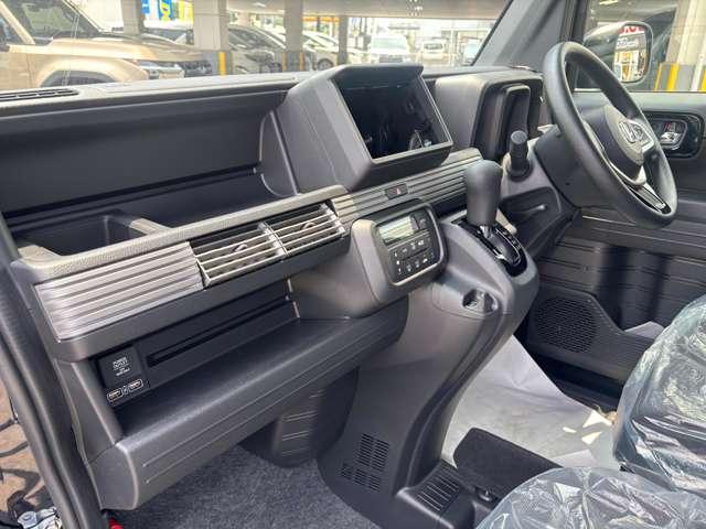 N-VAN ファン 届出済未使用車 LEDヘッドライト 両側スライドドア スマートキー クリアランスソナー USB クルーズコントロール 禁煙車(27枚目)