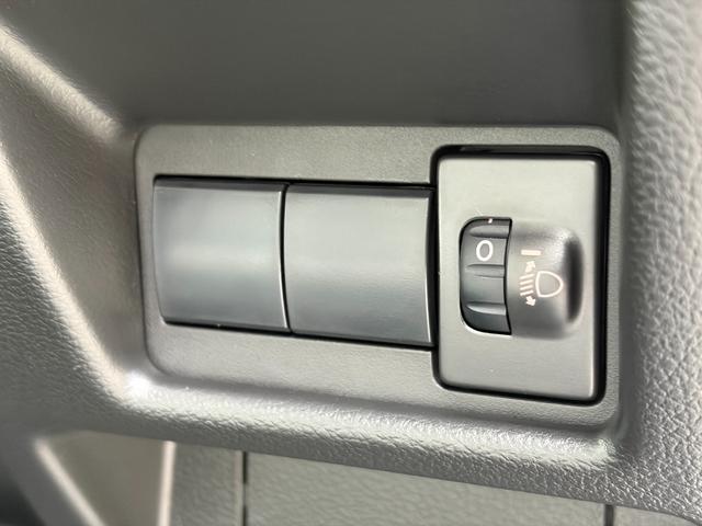 スペーシア ハイブリッドＧ　届出済未使用車　ＬＥＤ　両側スライドドア　衝突軽減ブレーキ　レーンキープアシスト　スマーートキー　車線逸脱警報機能　障害物センサー　禁煙車　電動格納ミラー　アイドリングストップ　オートエアコン　ＡＢＳ（44枚目）