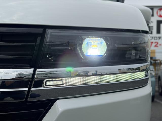 スペーシアカスタム ハイブリッドＸＳターボ　届出済未使用　シートヒーター　衝突軽減　両側パワスラ　ヘッドアップディスプレイ　ＬＥＤヘッドライト　ステアリングヒーター　電動パーキングブレーキ　禁煙車（16枚目）